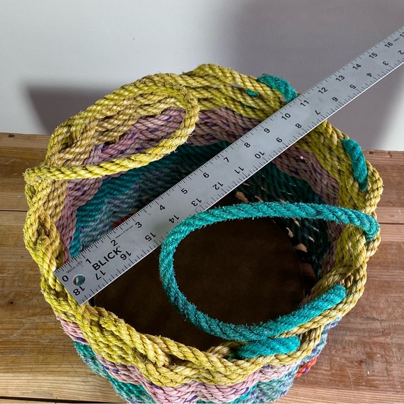 Handmade Recycled Nautical Rope Basket Storage Bin - Pastel Colors - Picture 16 of 16